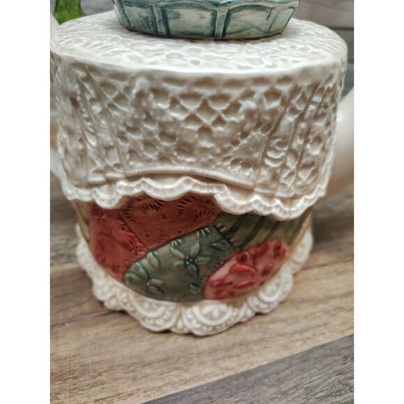 Vintage Fitz & Floyd 1992 34oz Knit Doily Christmas Teapot Cottage Core Granny - Picture 9 of 12